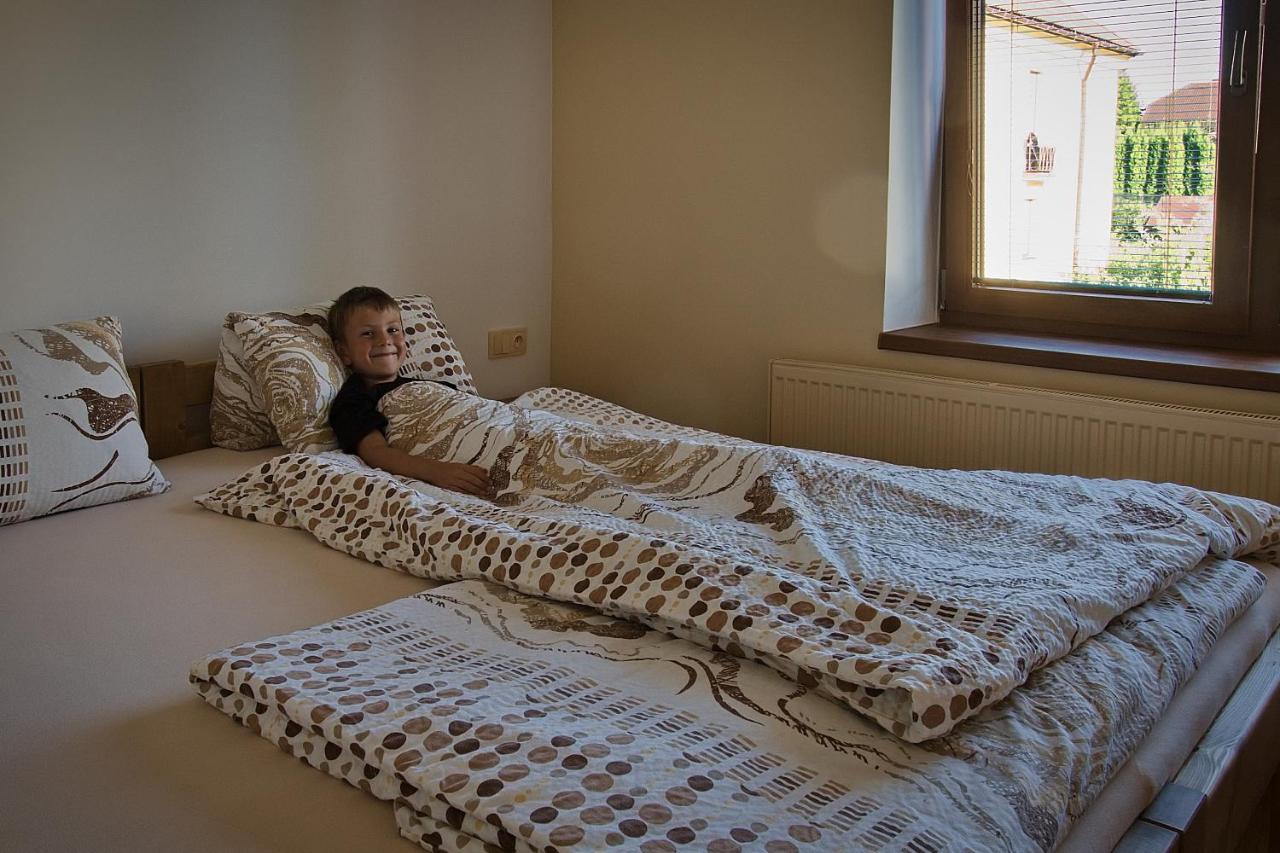 Apartmany Bejby Турнов Екстер'єр фото