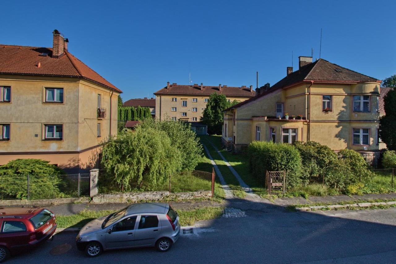 Apartmany Bejby Турнов Екстер'єр фото